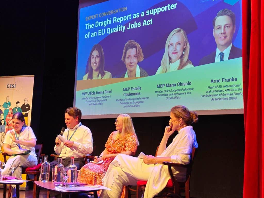 Paneldiscussie over Draghi Rapport en EU-kwaliteitsbanen in Brussel.