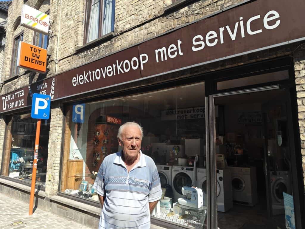 In de winkel van Willy Deruytter staat een eeuw op de toonbank