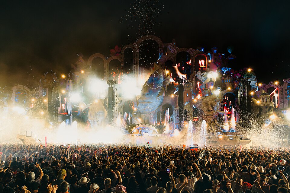 403 festivalgangers betrapt met drugs en 114 arrestaties op Tomorrowland