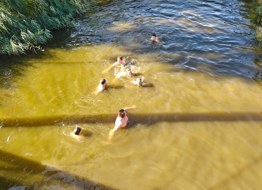 Diksmuide Voorop vraagt integraal waterbeleidsplan na sluiting zwemzone