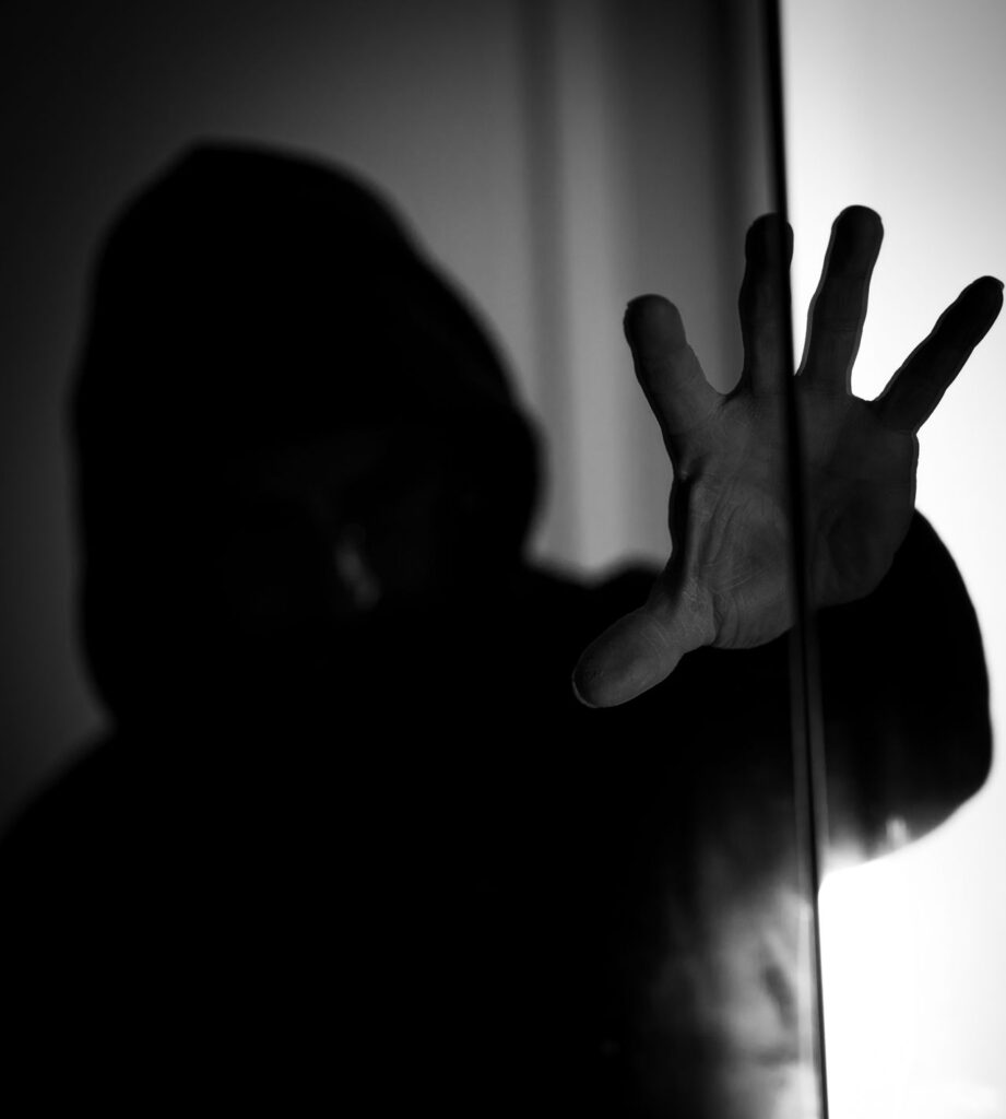 Woning doorzocht na braak in Ichtegem
