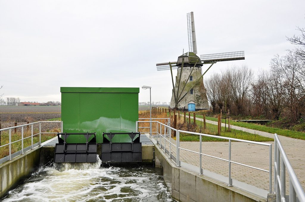 Moerenverdrag geeft Westhoek tweede afvoerweg bij ernstig hoogwater