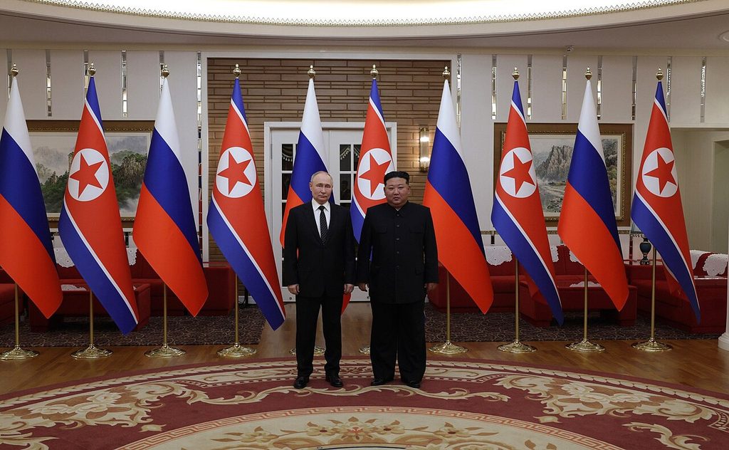 Noord-Korea verdiept militaire samenwerking met Rusland en houdt vast aan kernwapens