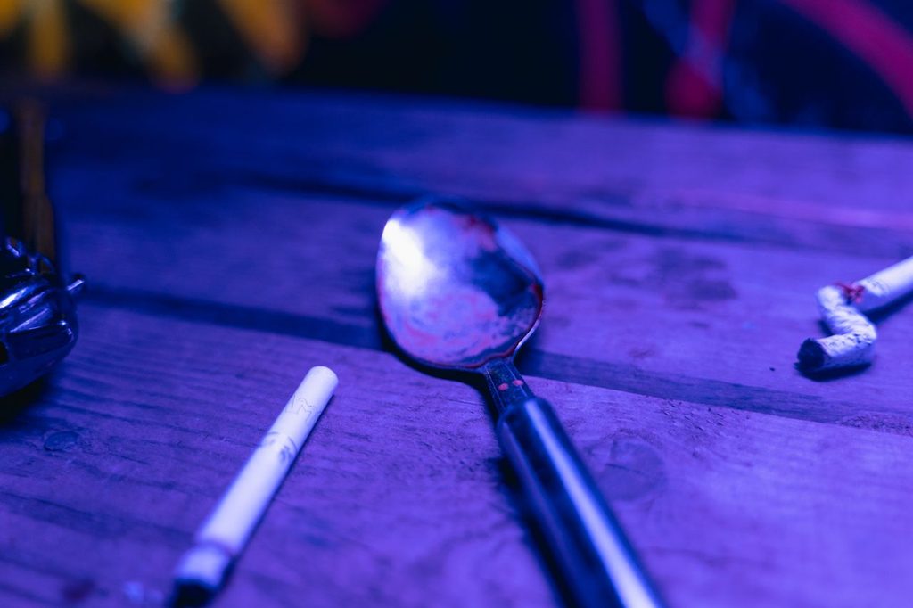 Vluchtende bestuurder test positief op alcohol en drugs in Gistel