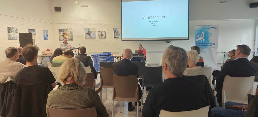Christ Labaere over de stille uitsluiting van chronisch zieken en ouderen: een verdwenen bushalte, een verplichte app en niemand die luistert
