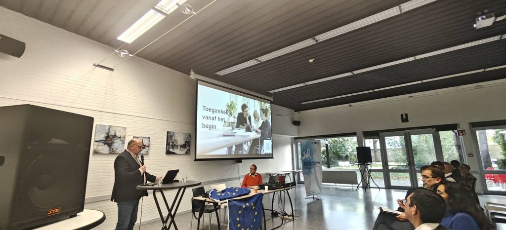 Jean-Paul Lefebvre waarschuwt op EDC Fan Dag voor nieuwe digitale armoede: ‘Artificiële intelligentie moet mensen helpen hun leven in handen te houden, niet hen nog afhankelijker maken’